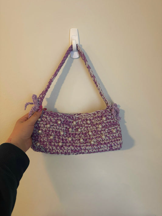 Two toned pearl shoulder bag with bows